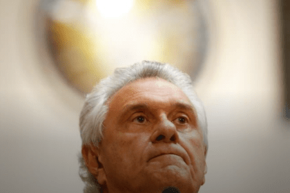 Primeiro Jornal cita pesquisa realizada pela Paraná Pesquisas.