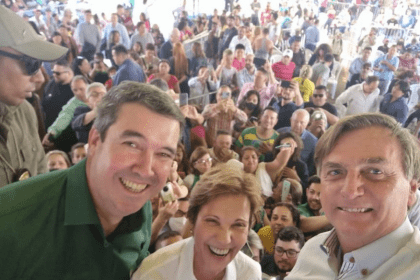 A Gazeta News cita pesquisa realizada pela Paraná Pesquisas.