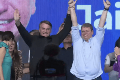 Diário do Poder cita pesquisa realizada pela Paraná Pesquisas.