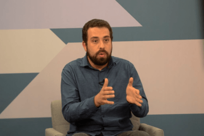 Coluna Esplanada cita pesquisa realizada pela Paraná Pesquisas.