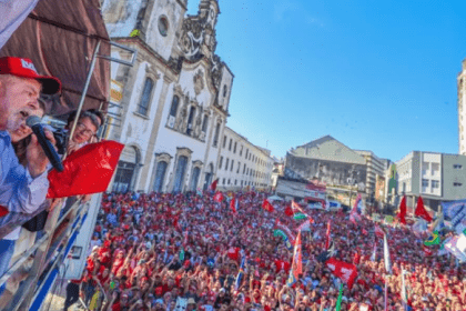 Brasil 247 cita pesquisa realizada pela Paraná Pesquisas.