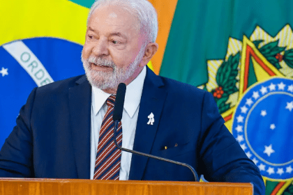 Veja cita pesquisa realizada pela Paraná Pesquisas.