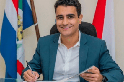 Jornal Extra cita pesquisa realizada pela Paraná Pesquisas.