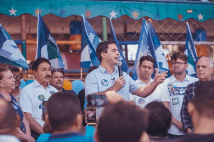 Opinião CE cita pesquisa realizada pela Paraná Pesquisas.