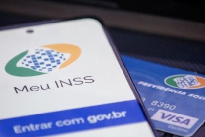Fila de espera por benefícios do INSS volta a aumentar neste ano
