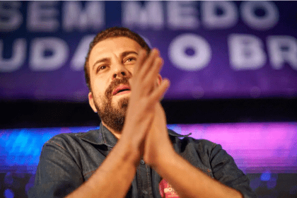 Blog do Esmael cita pesquisa realizada pela Paraná Pesquisas.