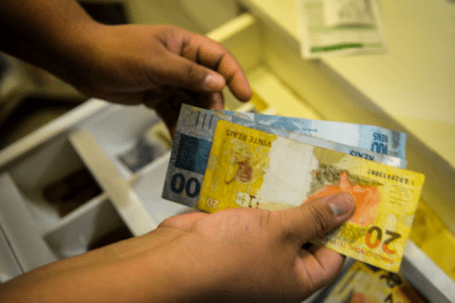 Jota cita pesquisa realizada pela Paraná Pesquisas.