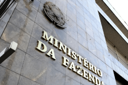 Juruá Online cita pesquisa realizada pela Paraná Pesquisas.