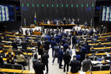 Correio do Povo cita pesquisa realizada pela Paraná Pesquisas.