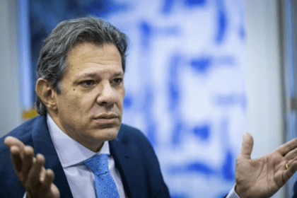Pleno News cita pesquisa realizada pela Paraná Pesquisas.