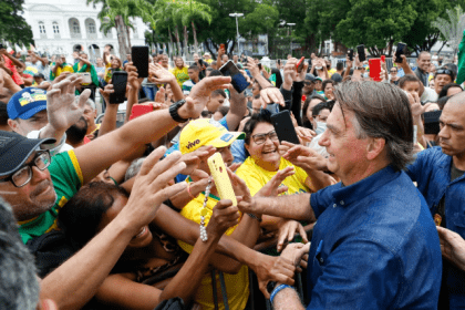 Veja cita pesquisa realizada pela Paraná Pesquisas.