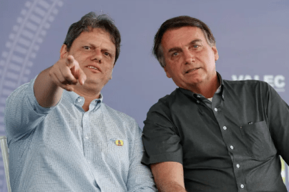 O Cafezinho cita pesquisa realizada pela Paraná Pesquisas.