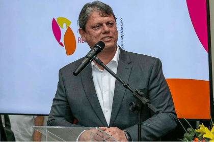 Jornale cita pesquisa realizada pela Paraná Pesquisas.