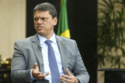 Oeste Notícias cita pesquisa realizada pela Paraná Pesquisas.