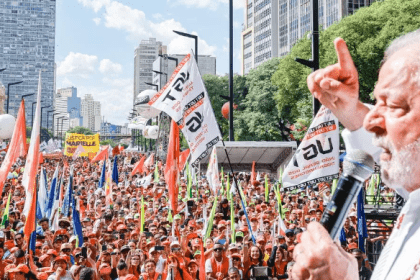 Brasil 247 cita pesquisa realizada pela Paraná Pesquisas.