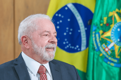 Blog Roberto Almeida cita pesquisa realizada pela Paraná Pesquisas.