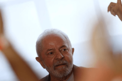 Gazeta do Povo cita pesquisa realizada pela Paraná Pesquisas.
