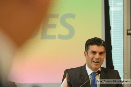 O Antagonista cita pesquisa realizada pela Paraná Pesquisas.