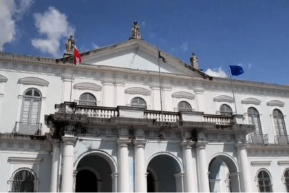Brasil em Pauta cita pesquisa realizada pela Paraná Pesquisas.