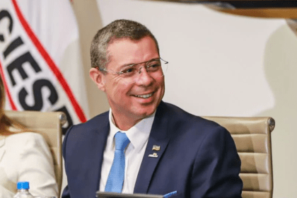 Veja cita pesquisa realizada pela Paraná Pesquisas.