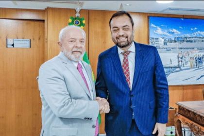 Boletim da Liberdade cita pesquisa realizada pela Paraná Pesquisas.