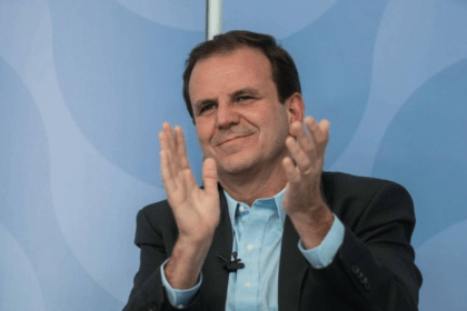 Agenda do Poder cita pesquisa realizada pela Paraná Pesquisas.