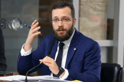 Portal XV Curitiba cita pesquisa realizada pela Paraná Pesquisas.