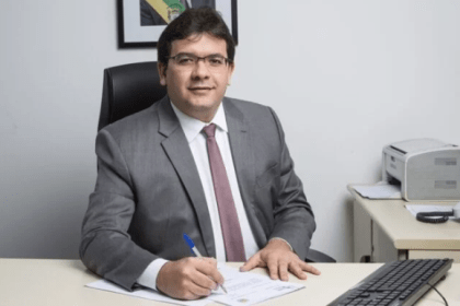 Portal V1 cita pesquisa realizada pela Paraná Pesquisas.