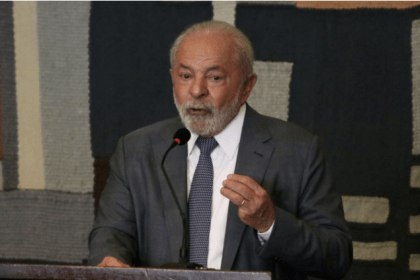 Jornal Floripa cita pesquisa realizada pela Paraná Pesquisas.