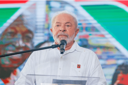 Gazeta do Povo cita pesquisa realizada pela Paraná Pesquisas.