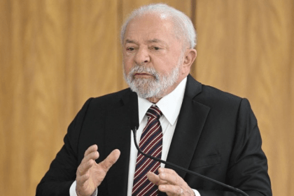 JC cita pesquisa realizada pela Paraná Pesquisas.