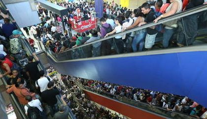 População brasileira tem o menor crescimento populacional da história em 150 anos