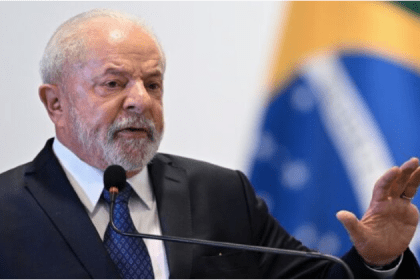 Isto É cita pesquisa realizada pela Paraná Pesquisas.