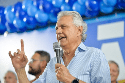 Folha Z cita pesquisa realizada pela Paraná Pesquisas.