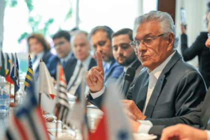 Diário de Goiás cita pesquisa realizada pela Paraná Pesquisas.