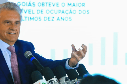 Portal Curta Mais cita pesquisa realizada pela Paraná Pesquisas.