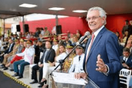 Caraiba FM cita pesquisa realizada pela Paraná Pesquisas.