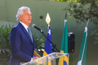 População Ativa cita pesquisa realizada pela Paraná Pesquisas.