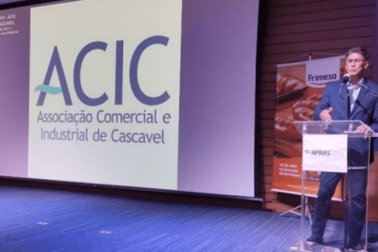 Alerta Paraná cita pesquisa realizada pela Paraná Pesquisas.