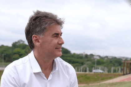 Preto no Branco cita pesquisa realizada pela Paraná Pesquisas.