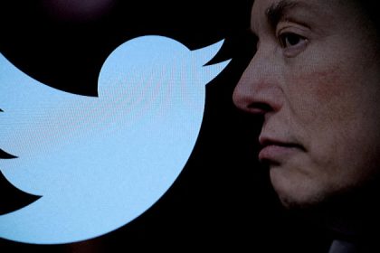 Elon Musk muda logotipo do Twitter e tira o passarinho azul do ar