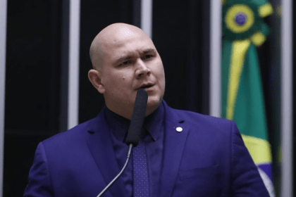Veja cita pesquisa realizada pela Paraná Pesquisas.