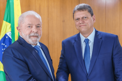 Poder 360 cita pesquisa realizada pela Paraná Pesquisas.