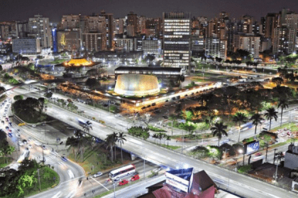 Poder 360 cita pesquisa realizada pela Paraná Pesquisas.