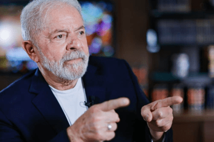 Blog do Esmael cita pesquisa realizada pela Paraná Pesquisas.