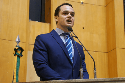 Veja cita pesquisa realizada pela Paraná Pesquisas.