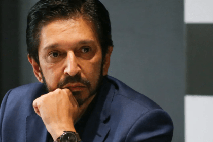 Veja cita pesquisa realizada pela Paraná Pesquisas.