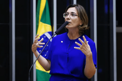 Veja cita pesquisa realizada pela Paraná Pesquisas.