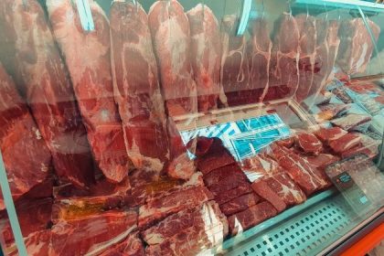 Filé-mignon tem a maior queda de preço entre as carnes em um ano