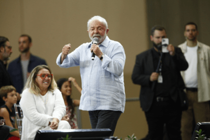 Opinião Direto ao Ponto cita pesquisa realizada pela Paraná Pesquisas.